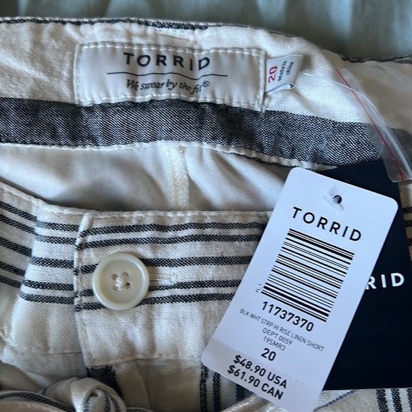 NWT torrid size 20 - Picture 3 of 4